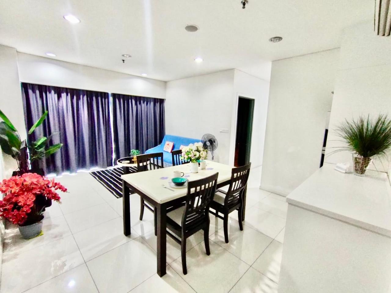 Klcc One Bedroom Apt & Studio 쿠알라룸푸르 외부 사진
